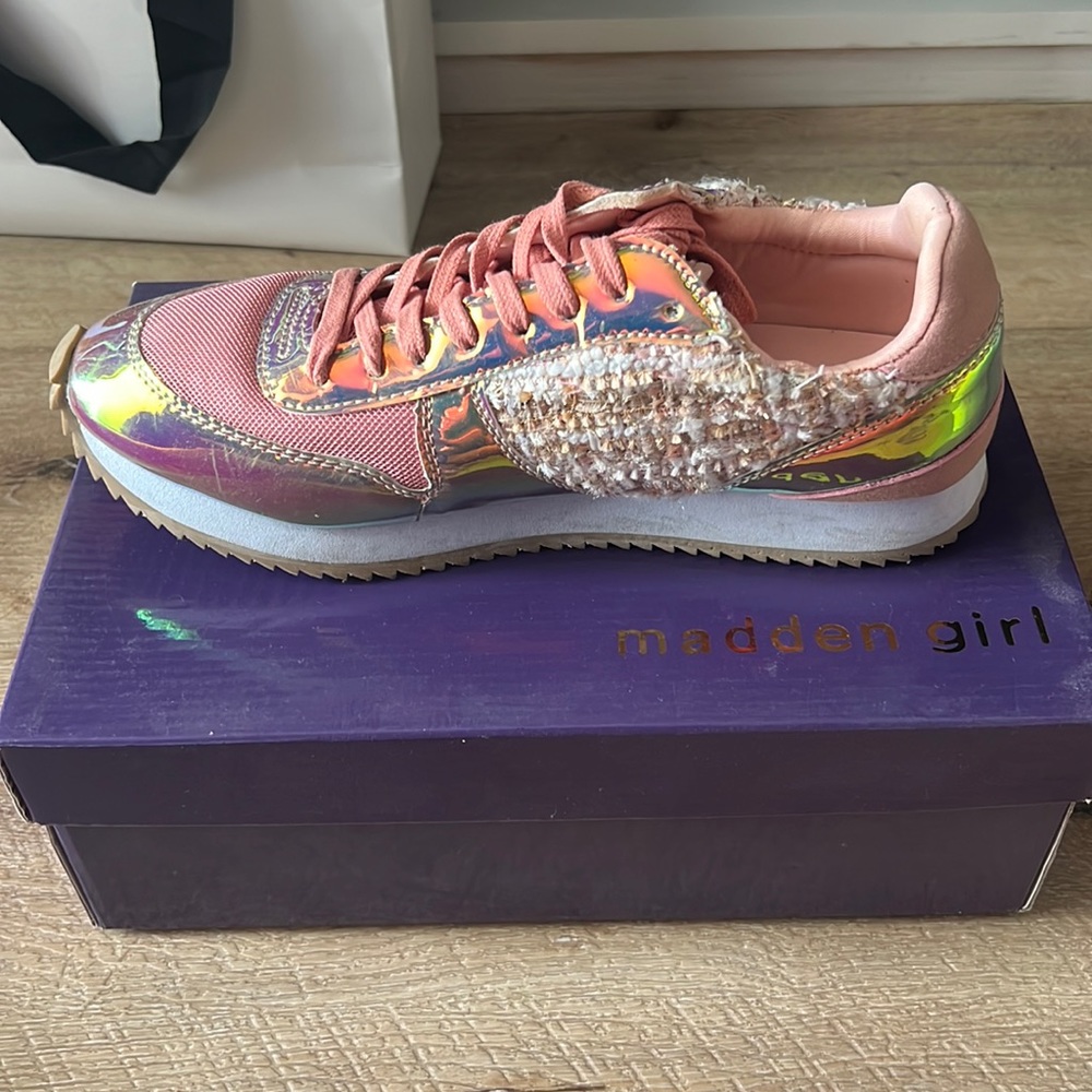 Steve Madden sneakers